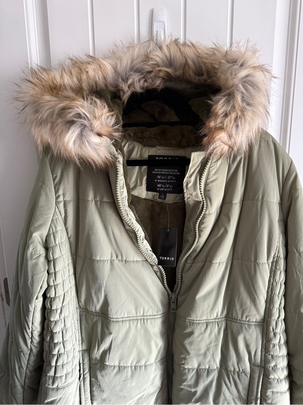 Torrid Olive Green Faux-Fur Trim flare Puffer Jacket size 2 - Picture 7 of 16